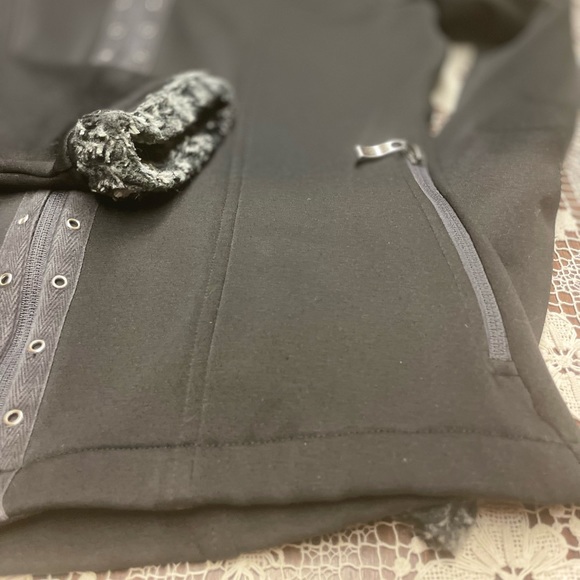 Wooly Bully Wear Jacket - Picture 10 of 12